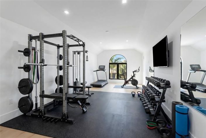 Image No.42-4 Bed Property for sale