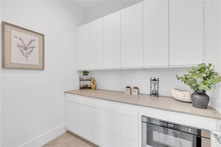 Image No.33-4 Bed Property for sale