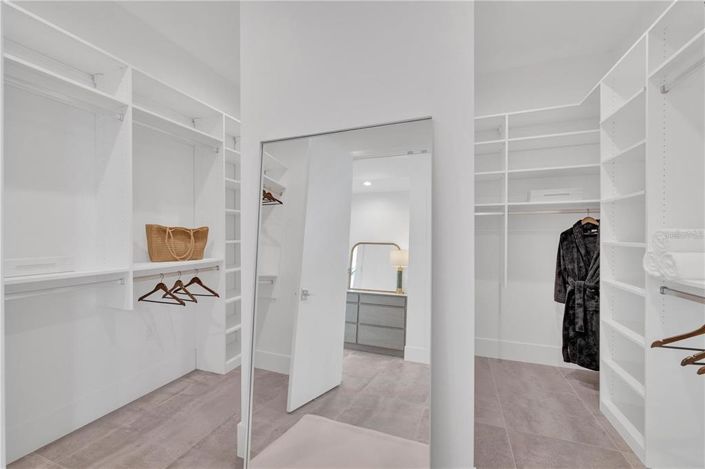 Image No.48-4 Bed Property for sale