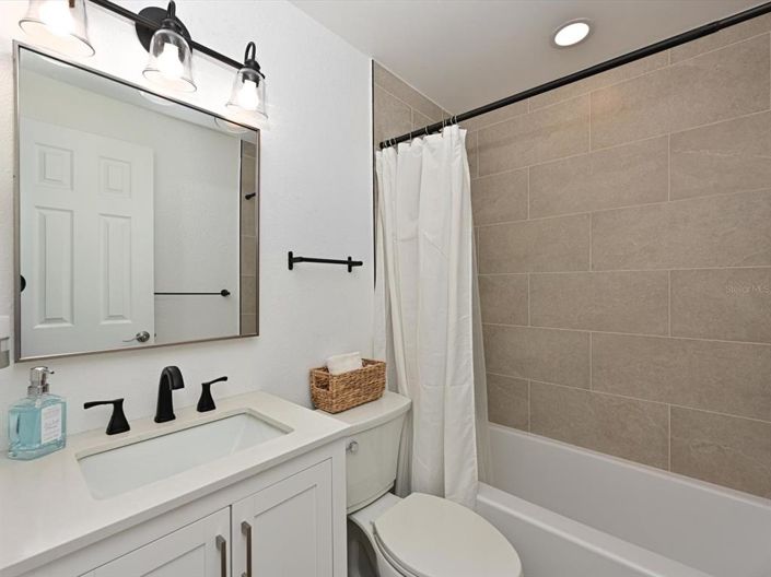 Image No.13-Propriété de 3 chambres à vendre à Anna Maria