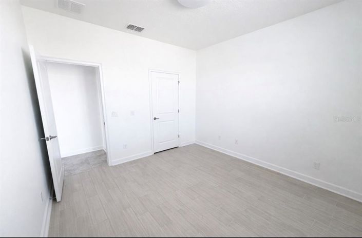 Image No.15-Propriété de 4 chambres à vendre à Kissimmee