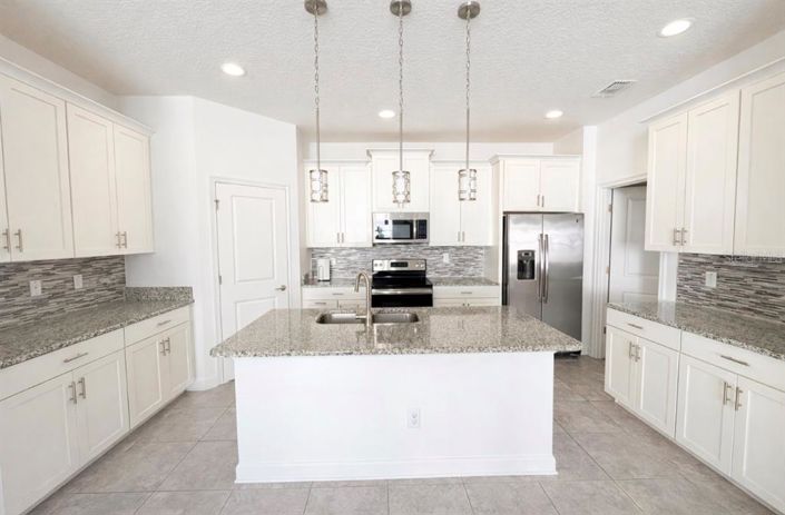 Image No.7-Propriété de 4 chambres à vendre à Kissimmee