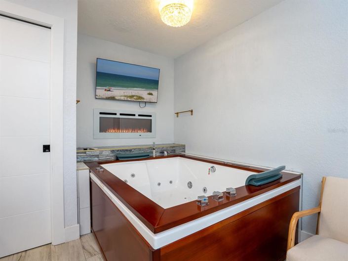 Image No.22-5 Bed Property for sale