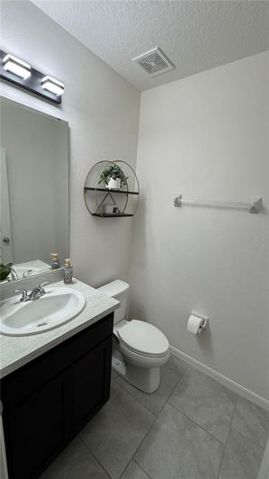 Image No.8-3 Bed Townhouse for sale