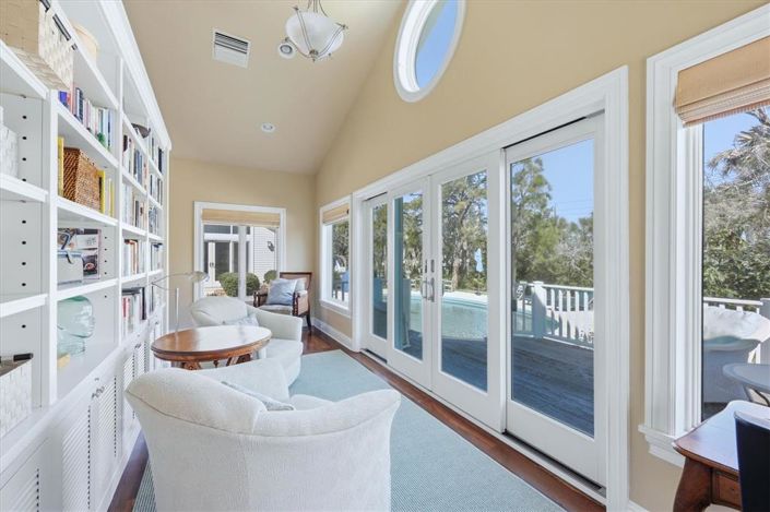 Image No.22-5 Bed Property for sale