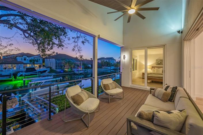 Image No.11-4 Bed Property for sale