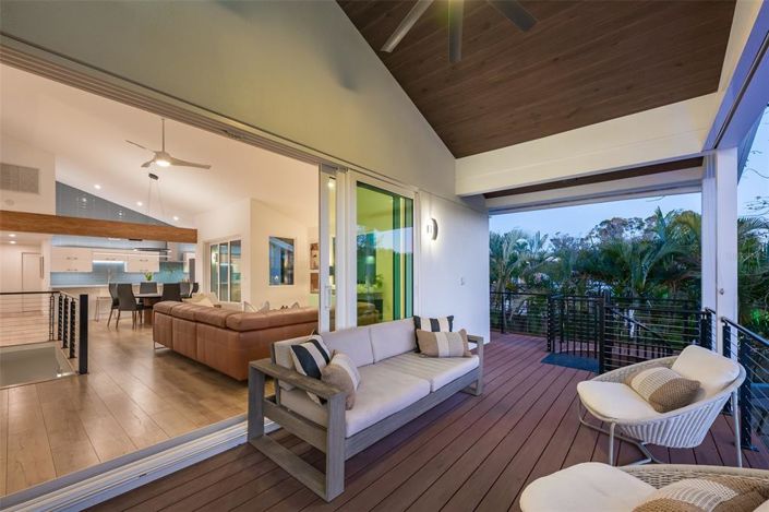 Image No.13-4 Bed Property for sale