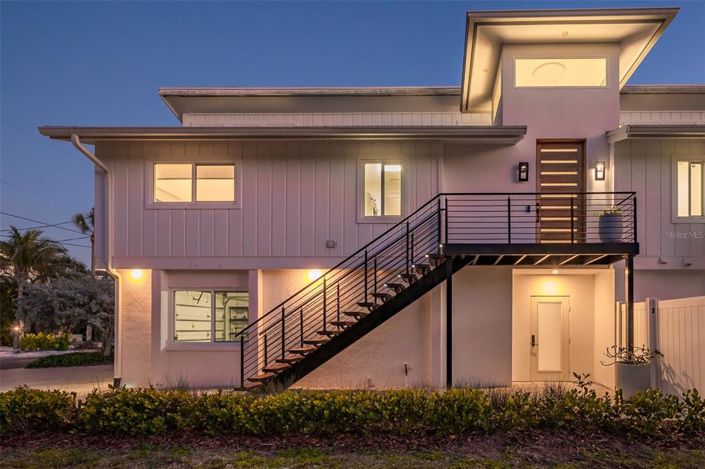 Image No.3-4 Bed Property for sale