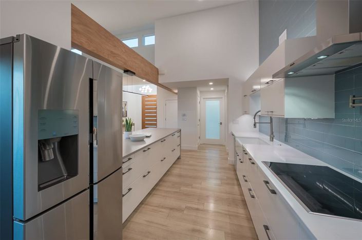 Image No.8-4 Bed Property for sale