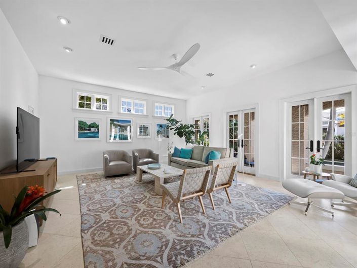 Image No.24-4 Bed Property for sale