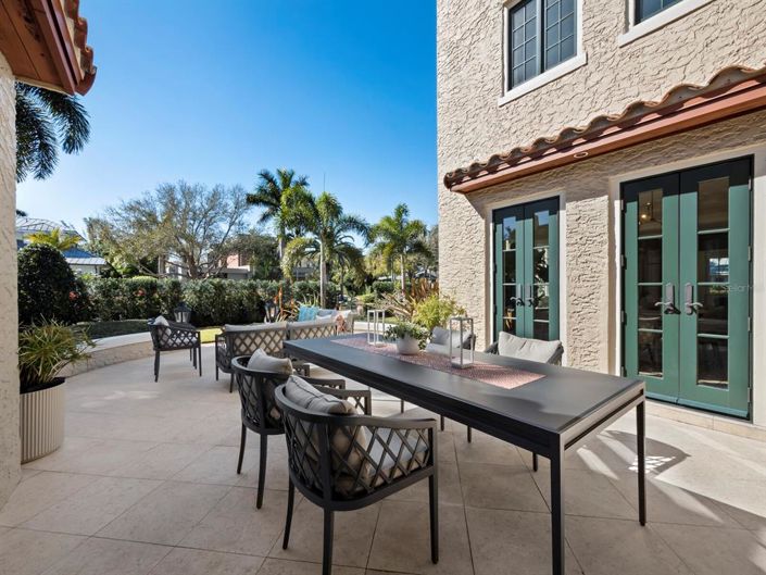 Image No.29-4 Bed Property for sale