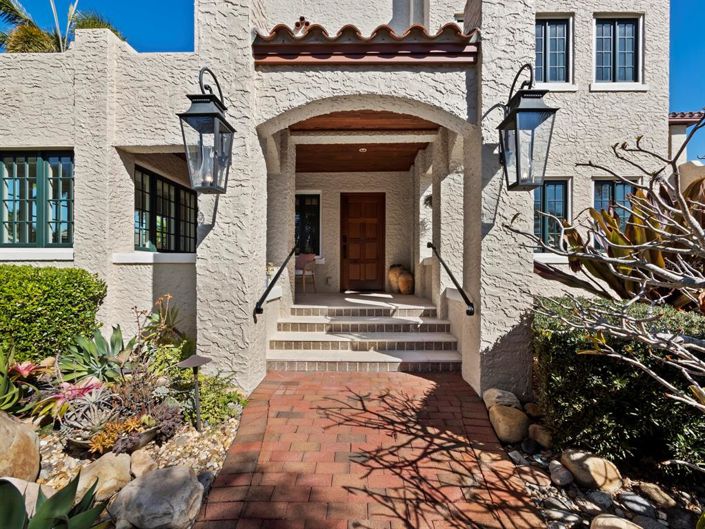 Image No.3-4 Bed Property for sale