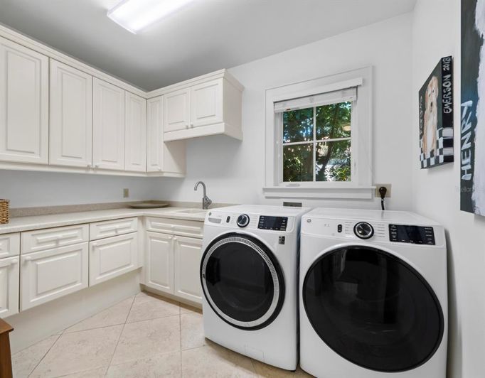 Image No.59-4 Bed Property for sale