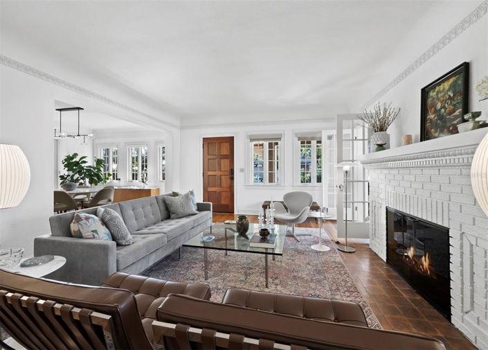 Image No.6-4 Bed Property for sale