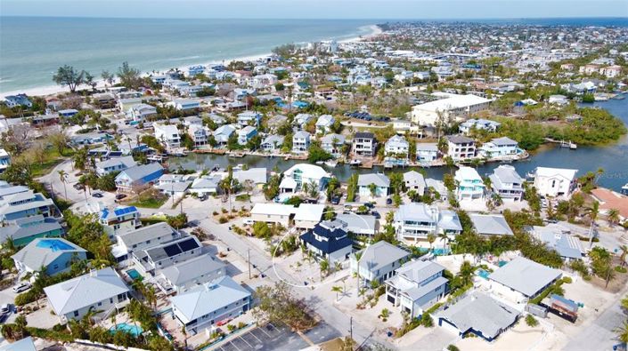 Image No.47-4 Bed Property for sale