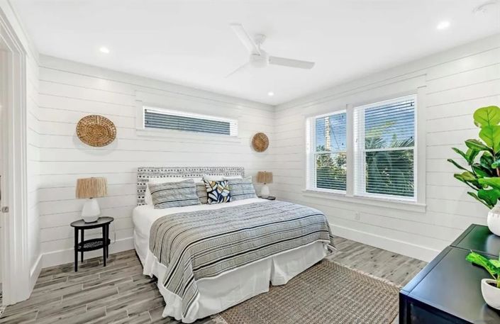 Image No.19-7 Bed Property for sale