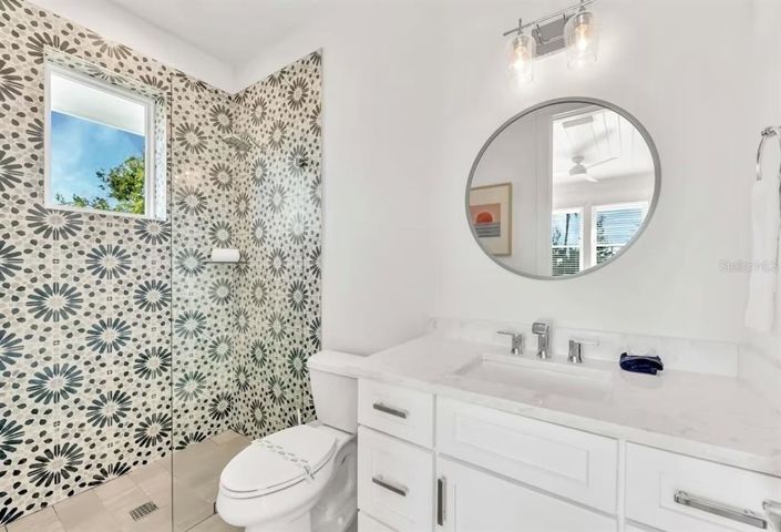 Image No.26-7 Bed Property for sale