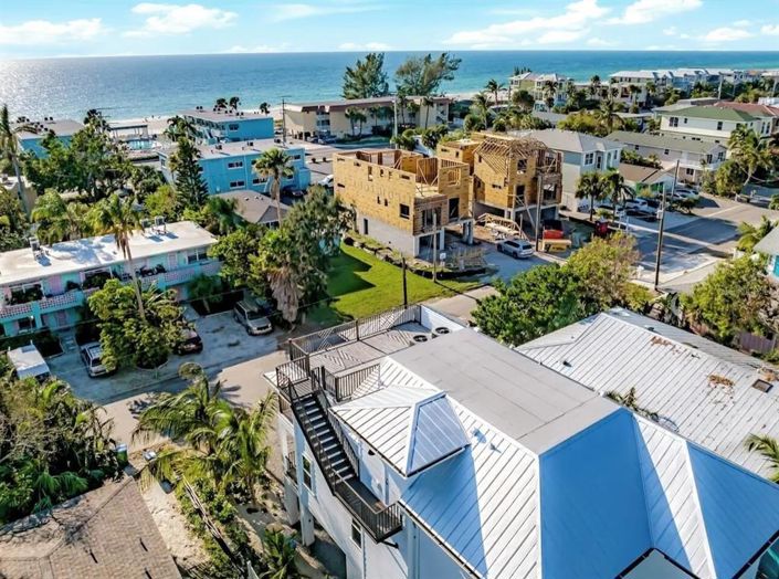 Image No.44-7 Bed Property for sale