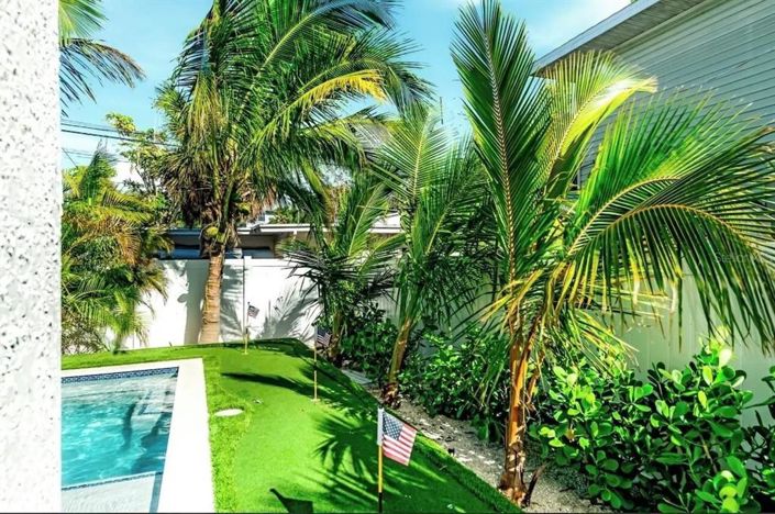 Image No.6-7 Bed Property for sale