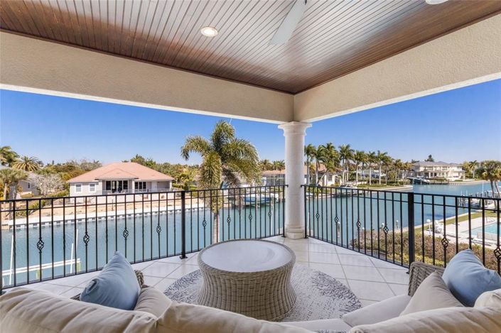 Image No.28-4 Bed Property for sale