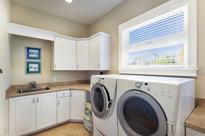 Image No.37-4 Bed Property for sale