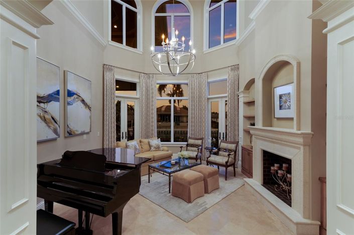 Image No.46-4 Bed Property for sale