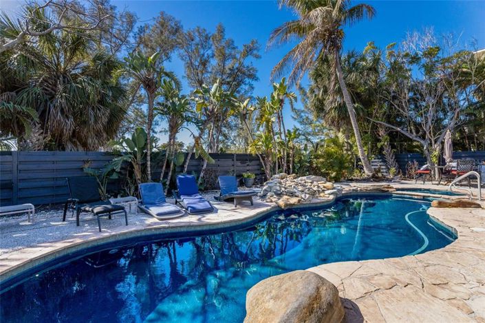 Image No.32-Propriété de 3 chambres à vendre à Holmes Beach