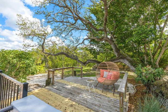 Image No.27-3 Bed Property for sale