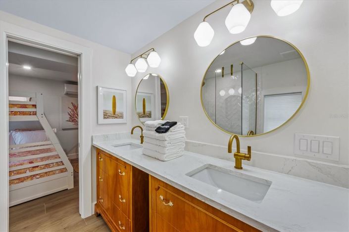 Image No.25-Propriété de 4 chambres à vendre à Anna Maria