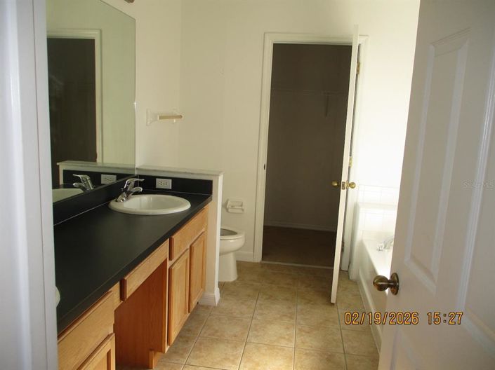 Image No.4-4 Bed Property for sale