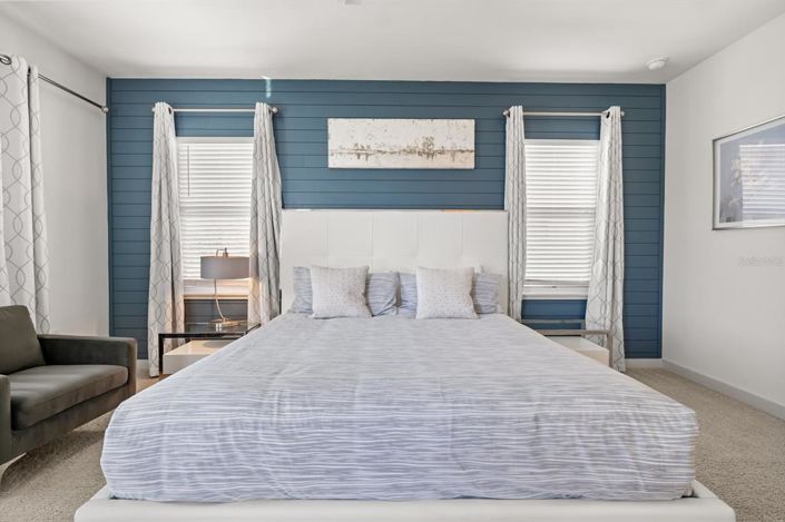 Image No.14-6 Bed Property for sale