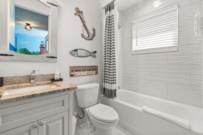 Image No.23-6 Bed Property for sale