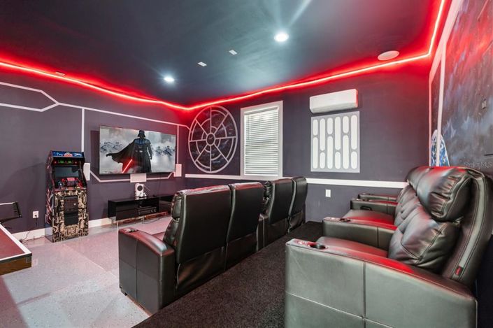 Image No.32-6 Bed Property for sale