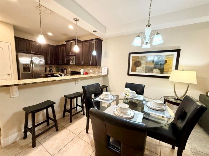 Image No.19-3 Bed Townhouse for sale