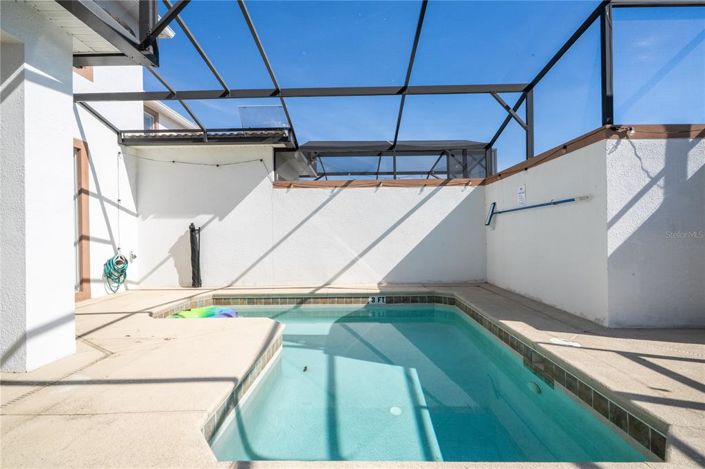 Image No.44-4 Bed Townhouse for sale