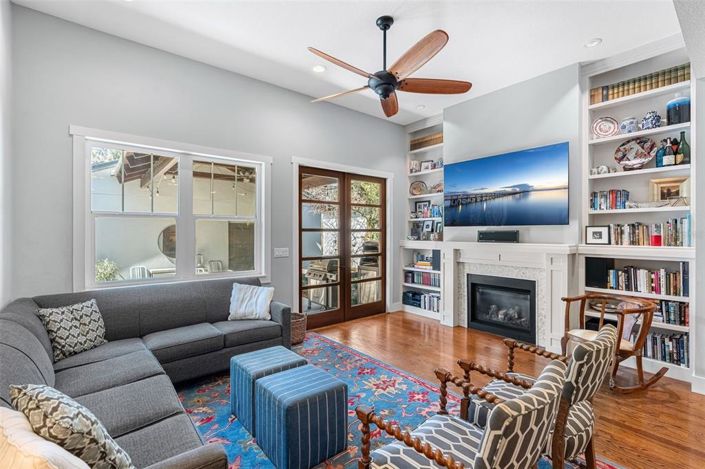 Image No.13-5 Bed Property for sale