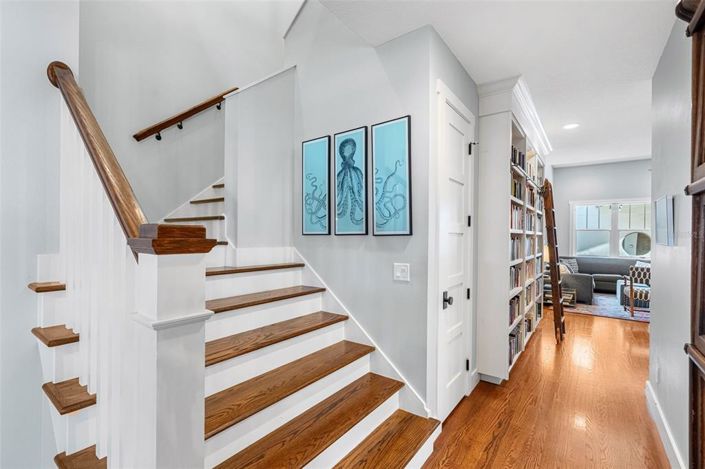 Image No.39-5 Bed Property for sale