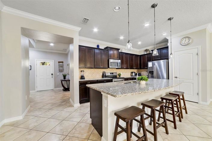 Image No.4-5 Bed Townhouse for sale