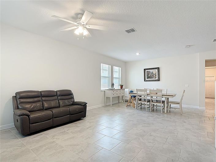 Image No.13-Propriété de 4 chambres à vendre à Kissimmee