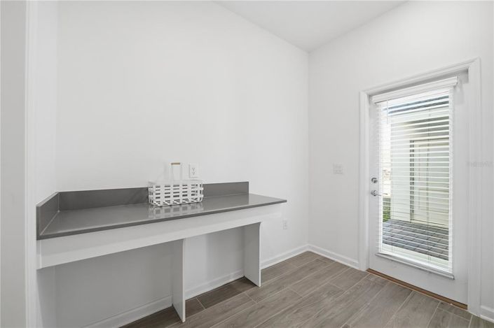 Image No.27-4 Bed Property for sale