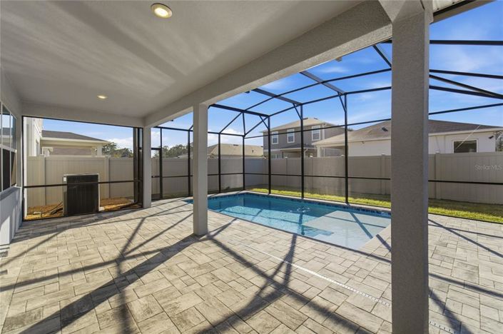 Image No.14-Propriété de 4 chambres à vendre à Clermont