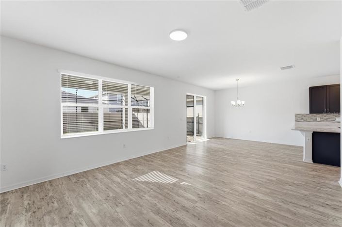 Image No.6-Propriété de 4 chambres à vendre à Clermont