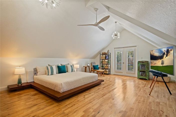 Image No.27-4 Bed Property for sale