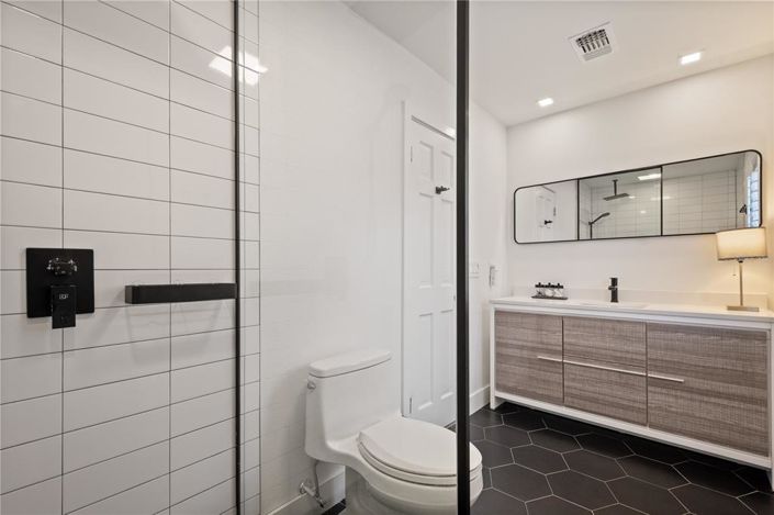 Image No.42-4 Bed Property for sale