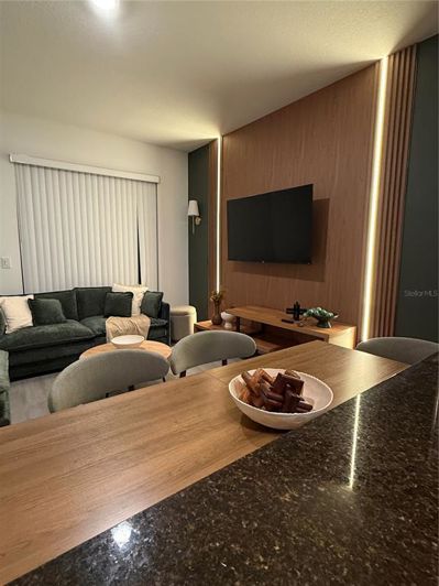 Image No.15-3 Bed Townhouse for sale