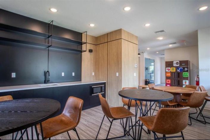 Image No.34-3 Bed Townhouse for sale