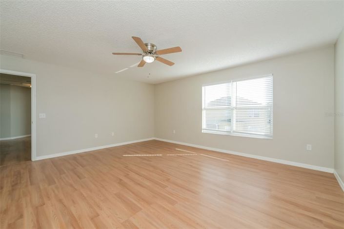 Image No.8-Propriété de 4 chambres à vendre à Kissimmee