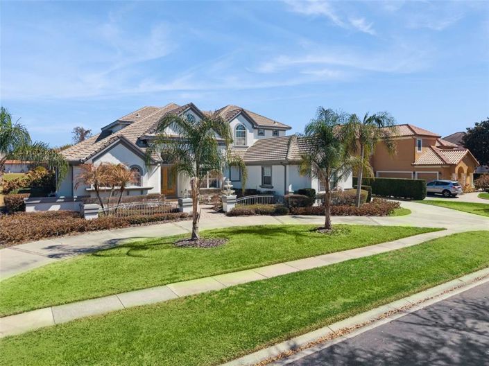 Image No.3-6 Bed Property for sale