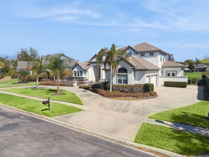 Image No.4-6 Bed Property for sale