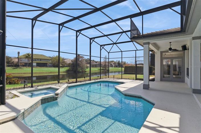 Image No.48-6 Bed Property for sale